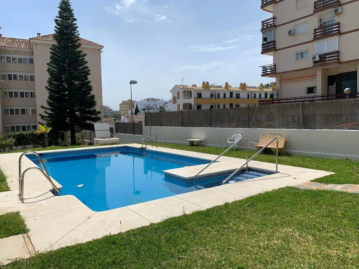 Tulipanes Benalmadena - Parking Privado Apartment