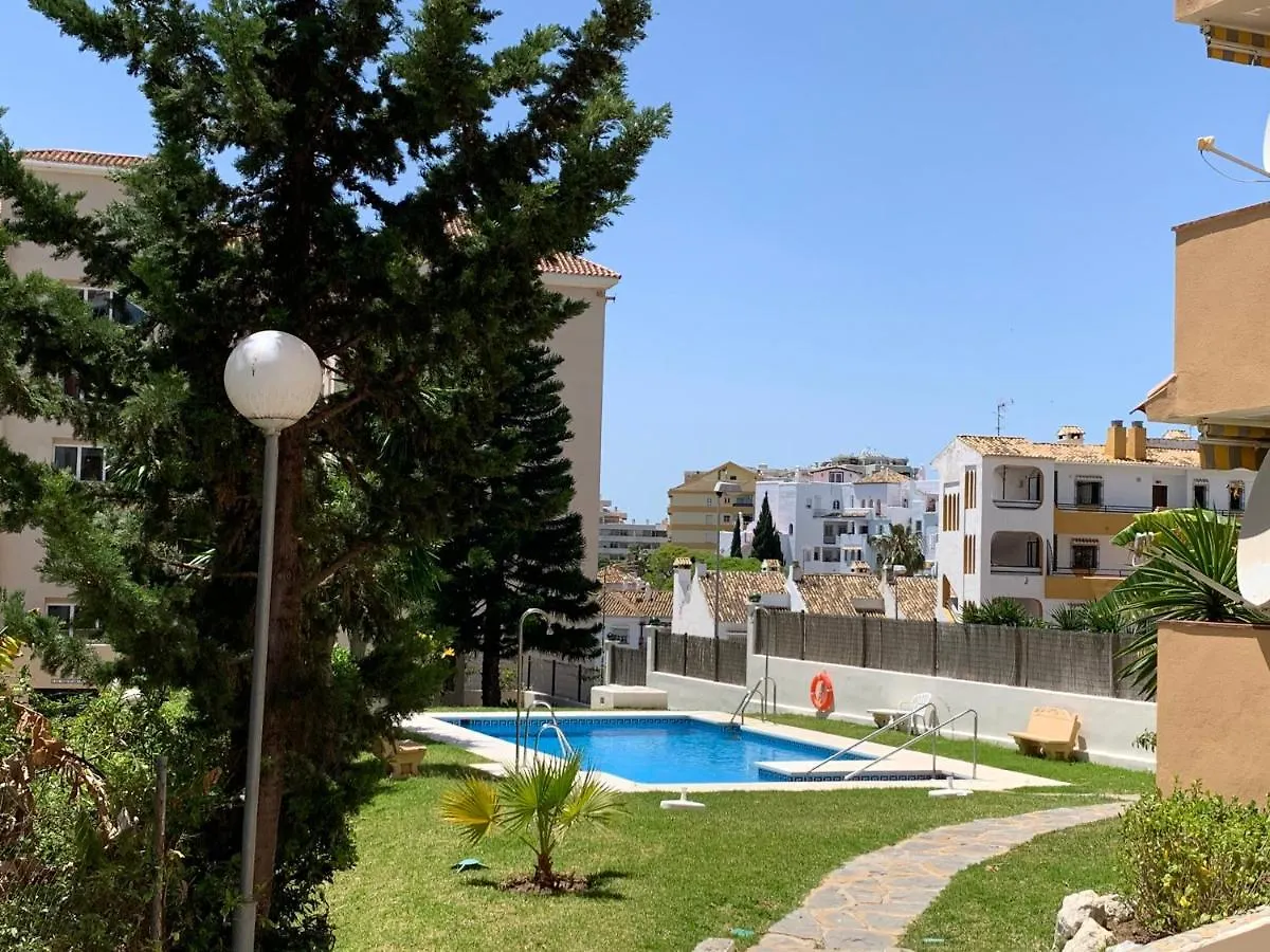 Tulipanes Benalmadena - Parking Privado Apartment