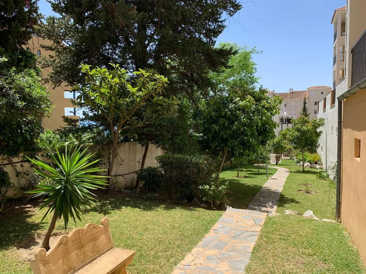 Tulipanes Benalmadena - Parking Privado Apartment 0*,  Spain