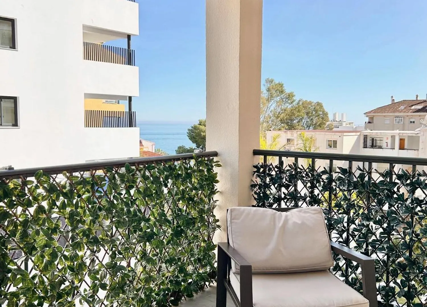 Tulipanes Benalmadena - Parking Privado Apartment